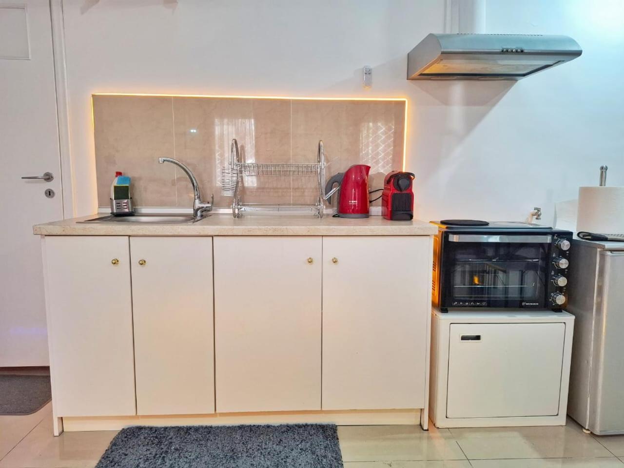 Acropolis Echoes Apartment Афины Экстерьер фото