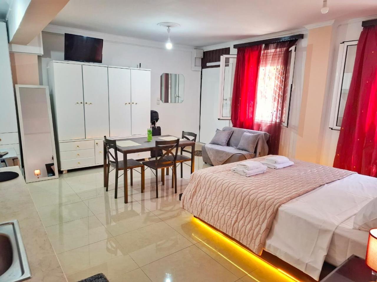 Acropolis Echoes Apartment Афины Экстерьер фото